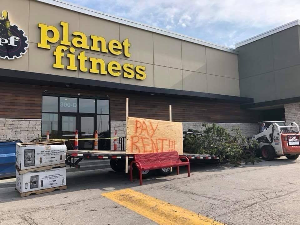 planet fitness pay rent