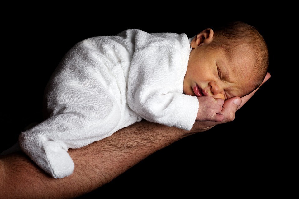Vaccine Destroys Brain of Infant…….Which Is Extremely Common