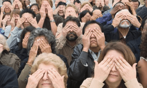 5 Signs You’re Infected with a Conformity Virus