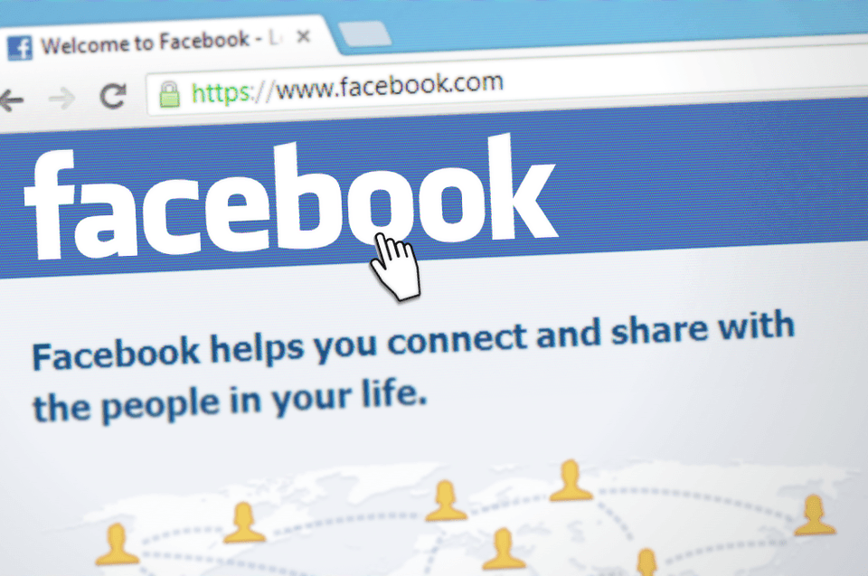 Facebook Asks, “What’s on Your Mind?”