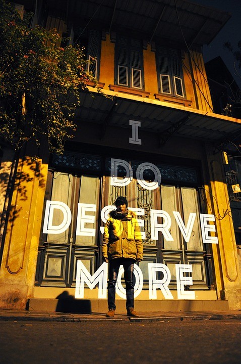 deserve-992634_960_720