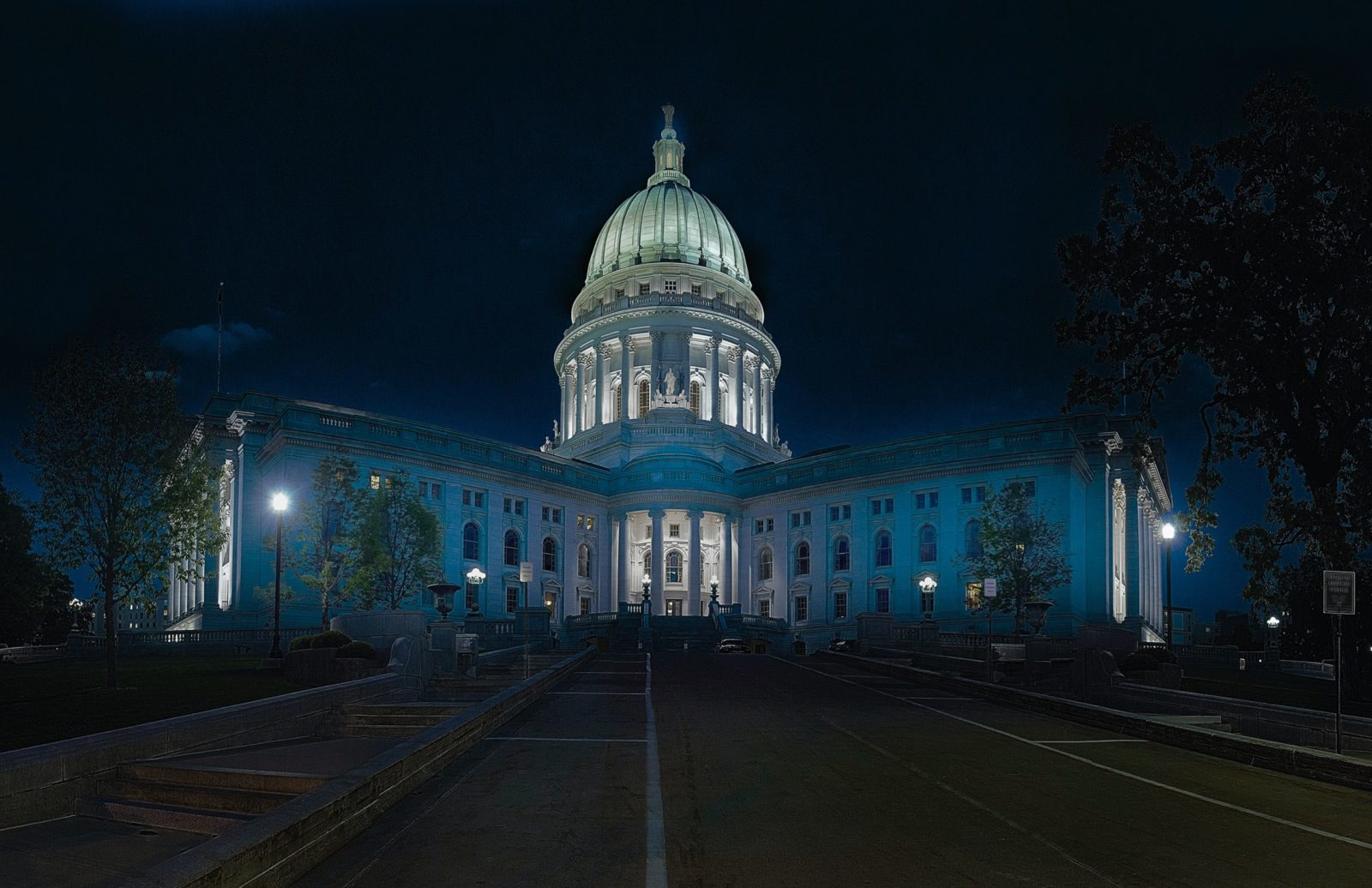 unsplash corrupt gov